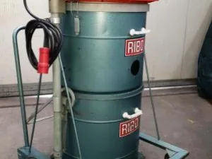 ASPIRATORE INDUSTRIALE – RIBO – MOD. V5/D6