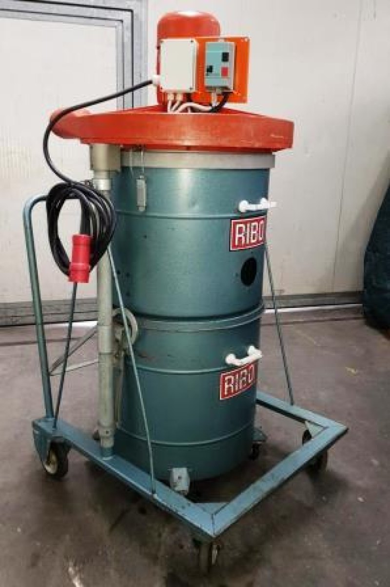 ASPIRATORE INDUSTRIALE – RIBO – MOD. V5/D6