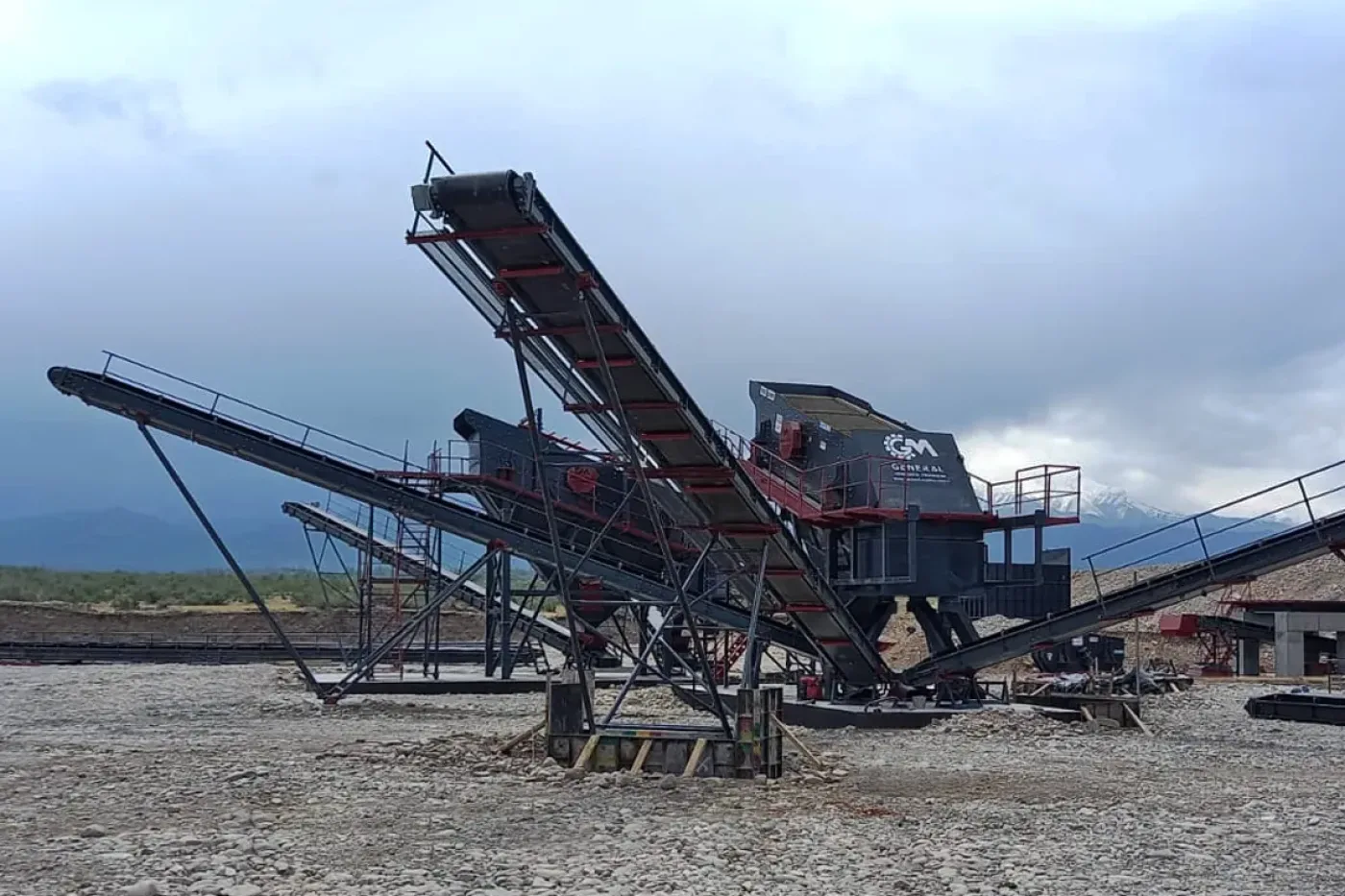 Conventional Vibrating Screen - 10