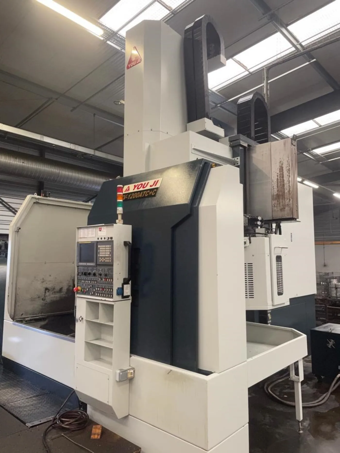 CNC Vertical Turning Machine – YOUJI YV-1200ATC+C - 4