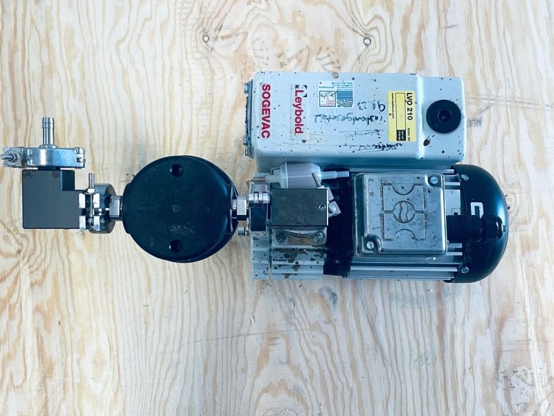 Leybold Vakuumpumpe SOGEVAC 7D2-7-535