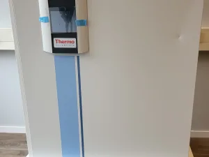 2361 - New Heracell 240i GP incubator