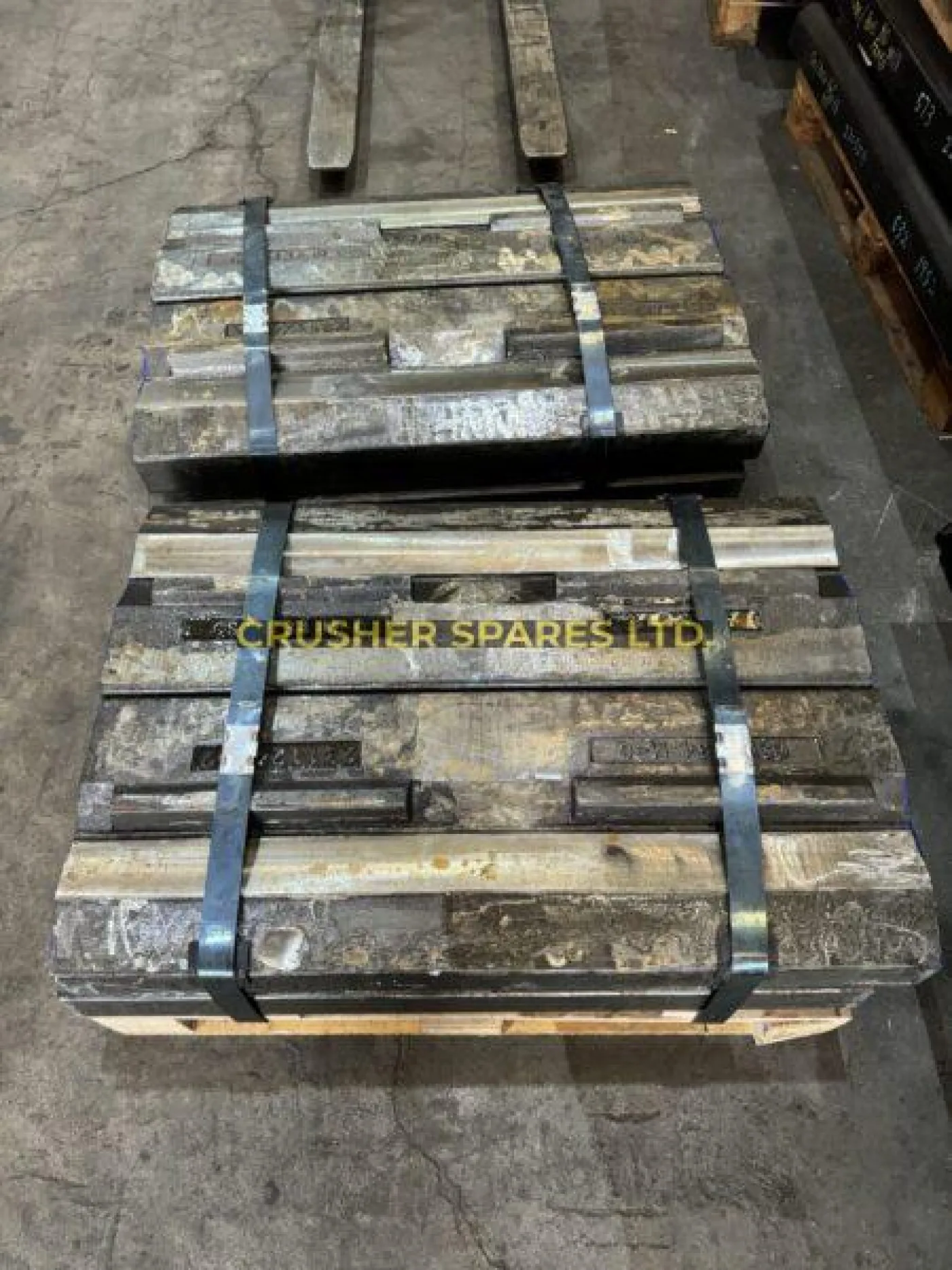 525-003-011 | Blow Bar Hammers | McCloskey® I34 | - 1