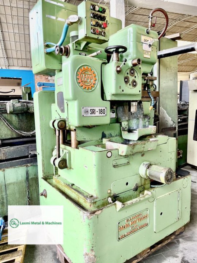 FORAGE D'ENGRENAGES, DEMM - SRI 180 - Laxmi Metal & Machines, Rohtak