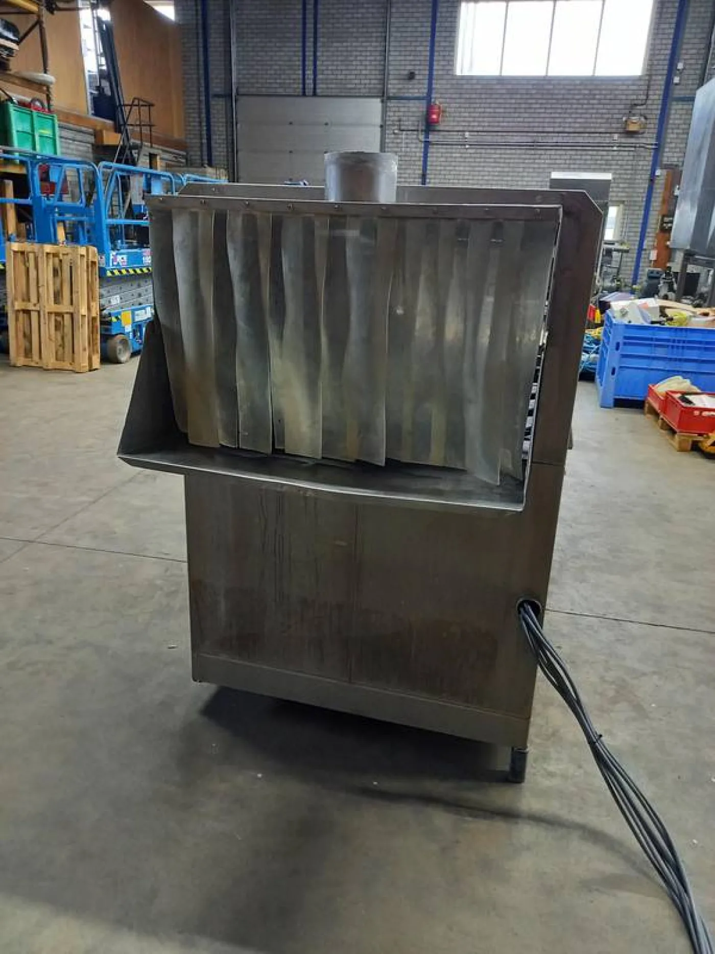 Crate washer - 6