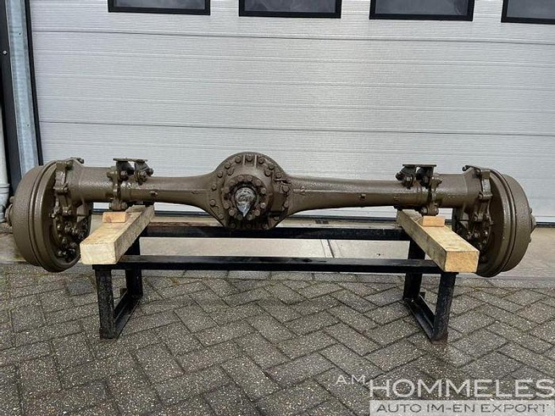 Unimog 404 Rear Axle
