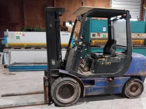 Empilhador SAMSUNG SF30D