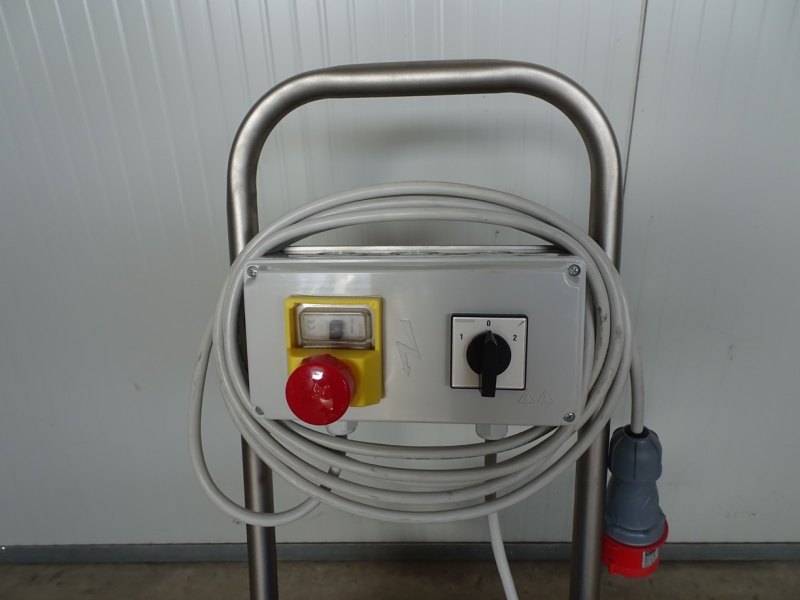 PUMP – ELECTRIC PUMP IN STAINLESS STEEL WITH FOOD NEOPRENE IMPELLER MOD. EURO 60 WITH MOTOVARIATORE THREE-PHASE 380 VOLT NEW MACHINE