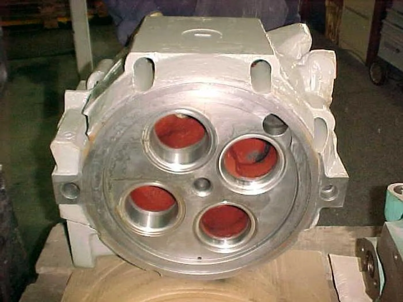 2006/2007 CYLINDER HEADS MAK 453C - 4