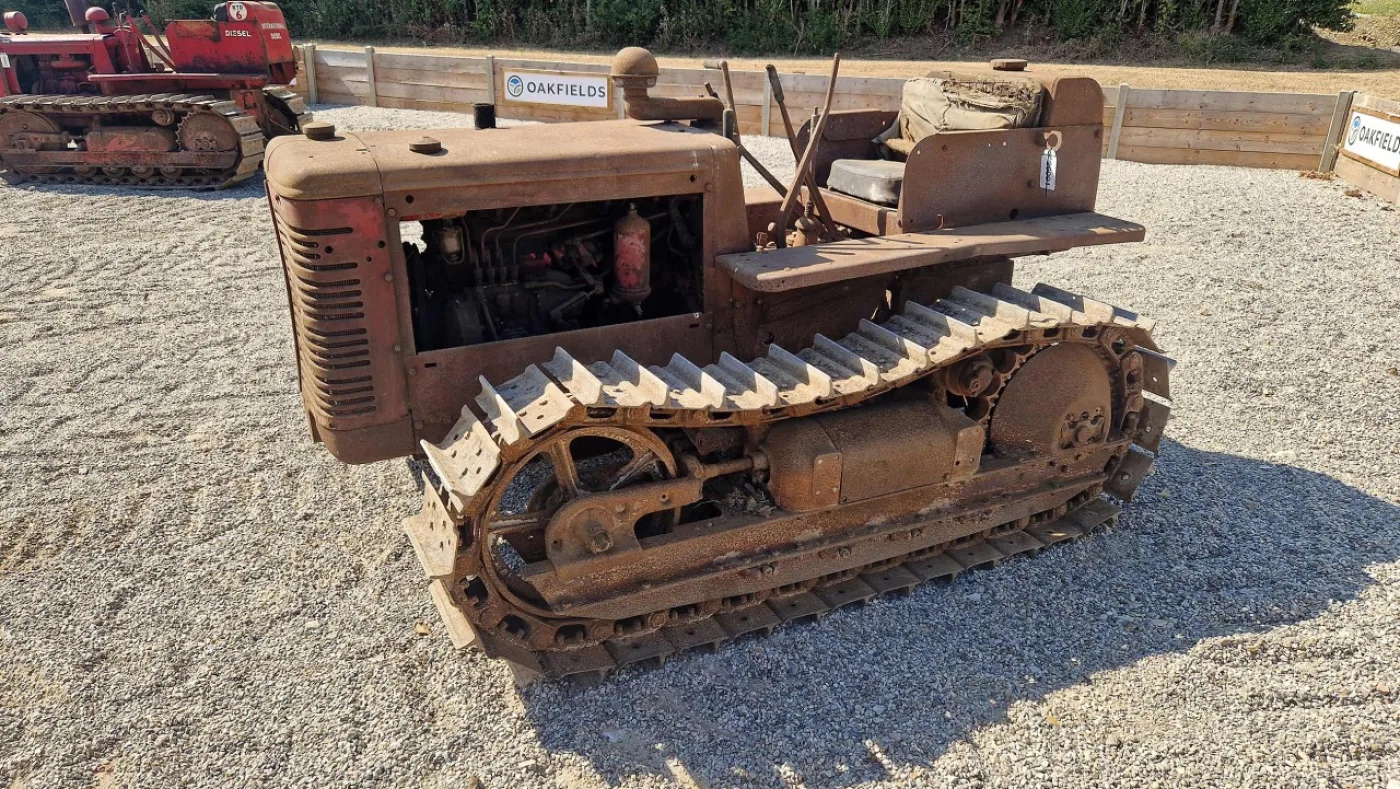International TD9 Crawler - 1