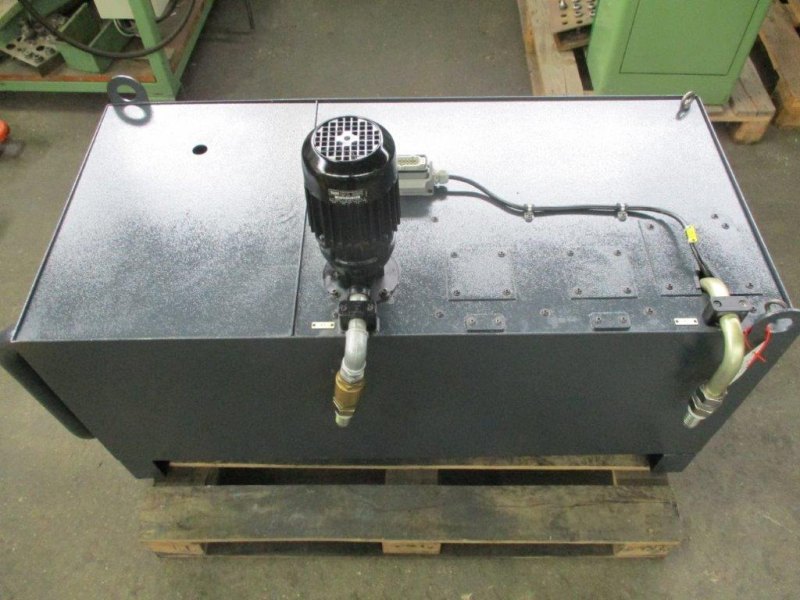 ( DMU 40 ) DMG MORI 2010