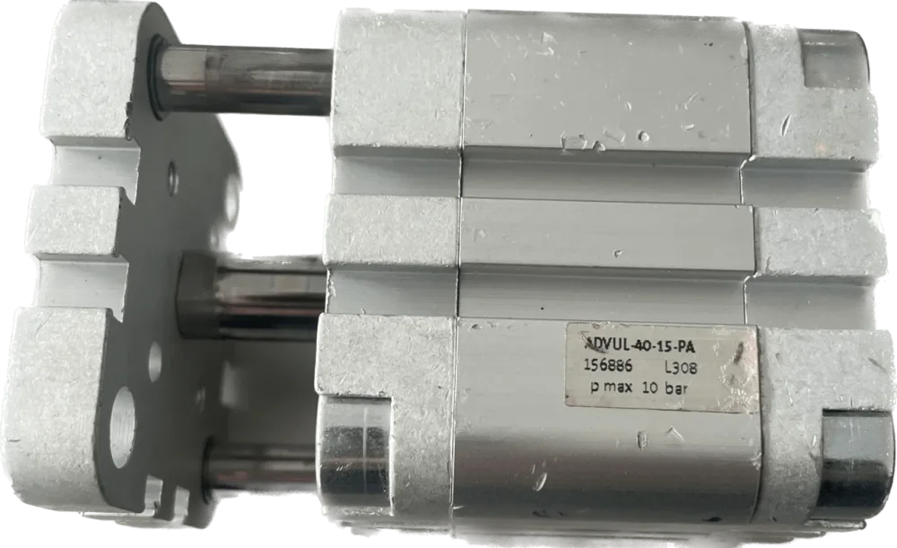 Festo Kompaktzylinder ADVUL-40-15-P-A