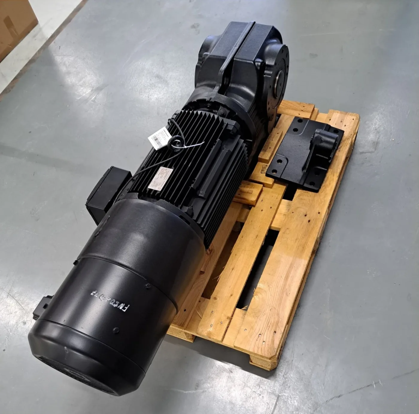 SEW Eurodrive Getriebemotor KA97/TDV180LA/BM/TF/V/AV1H - 3