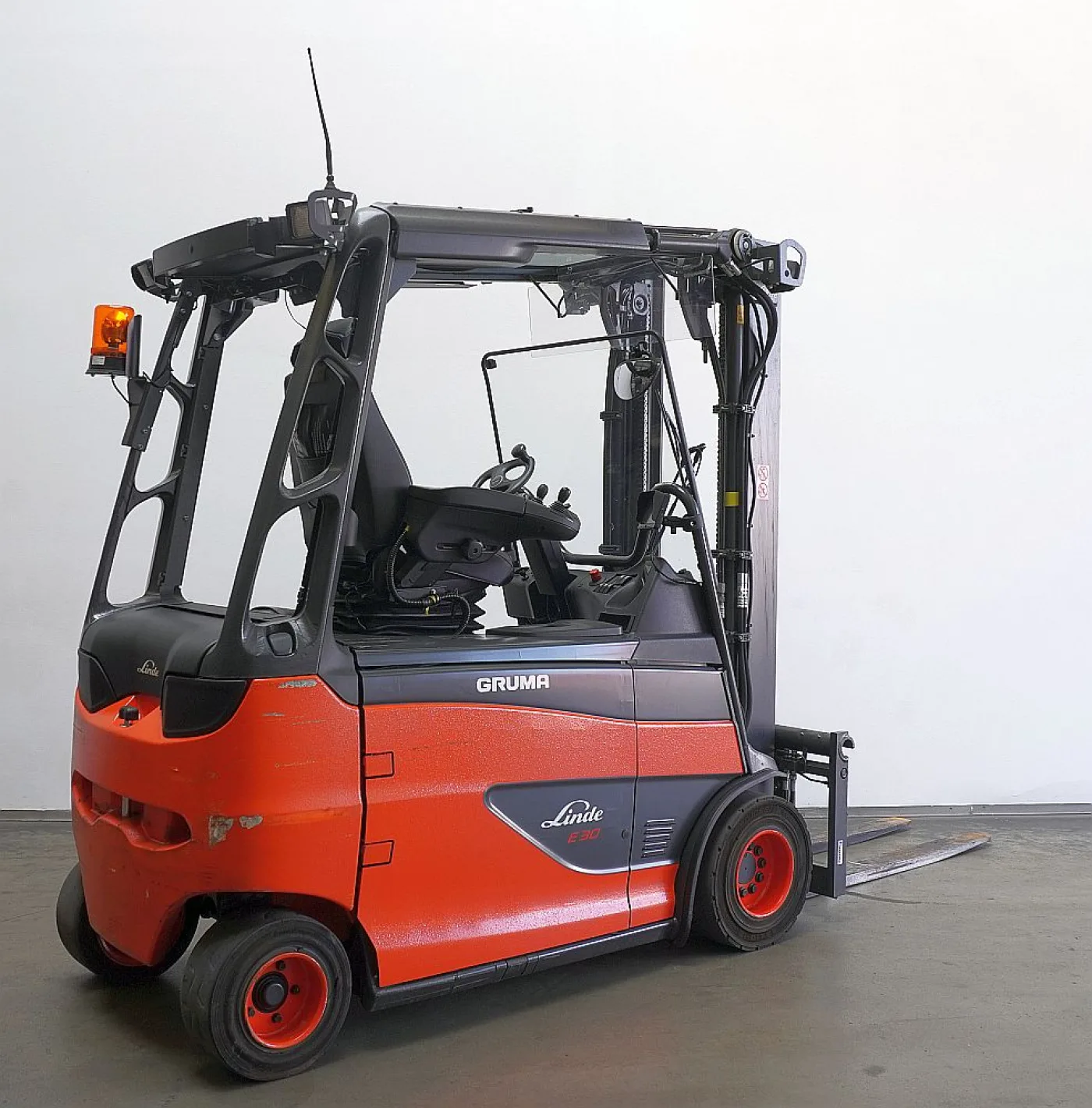 Frontstapler Linde E 30/600 RHL 387 (2018) - 2