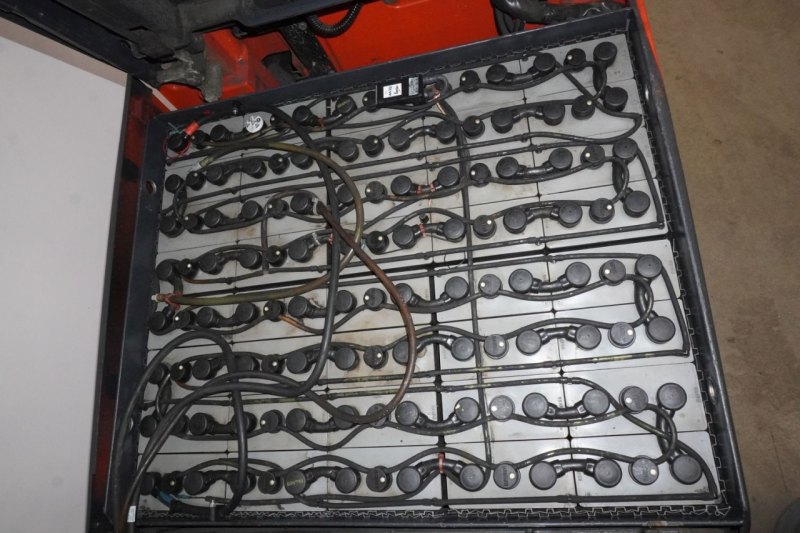Frontstapler Linde E 30/600 HL 387 (2018)