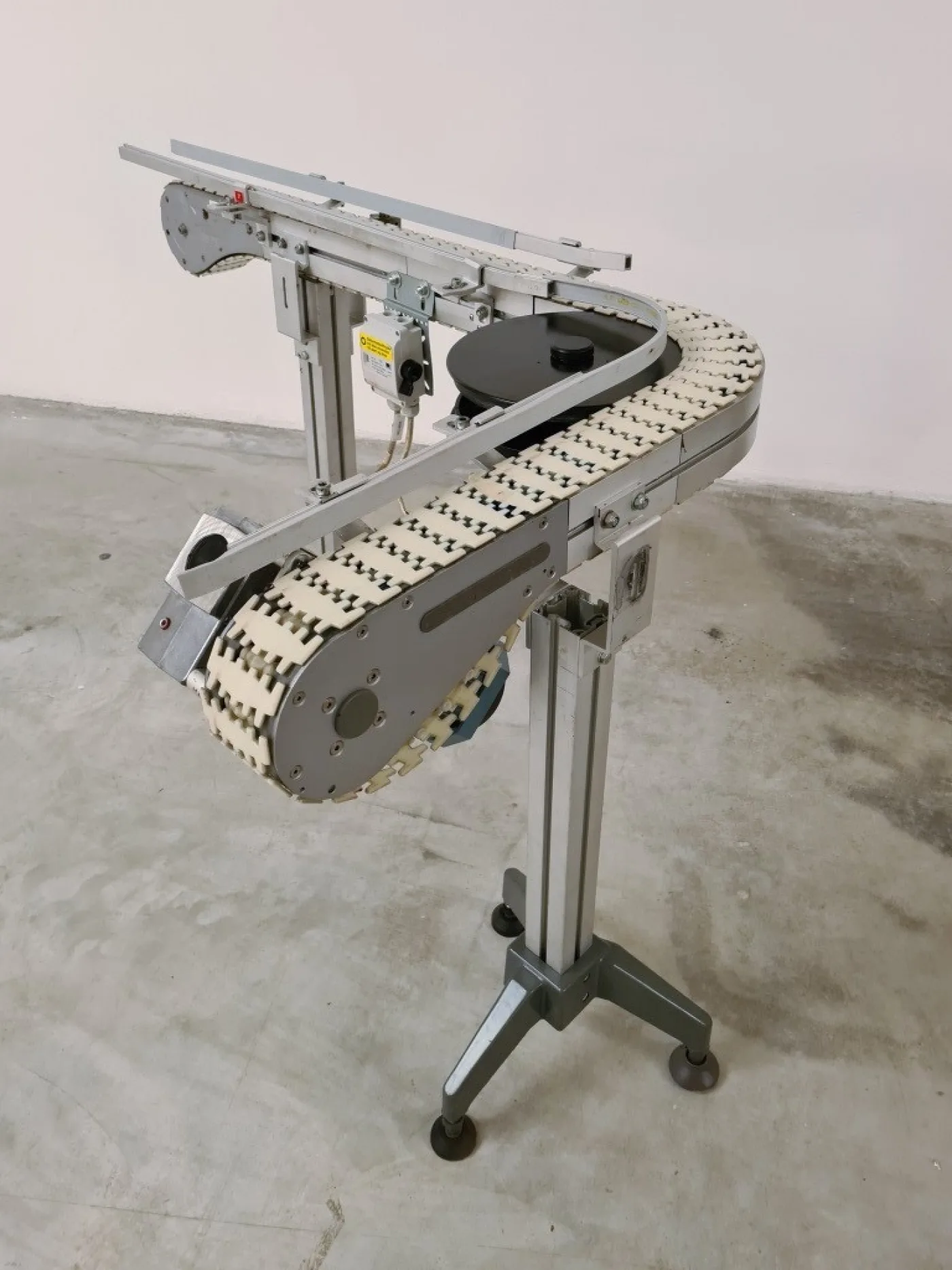 NASTRO TRASPORTATORE A TAPPARELLE CON CURVA A 90° MOTORIZZATO – FLEX-LINK - 3