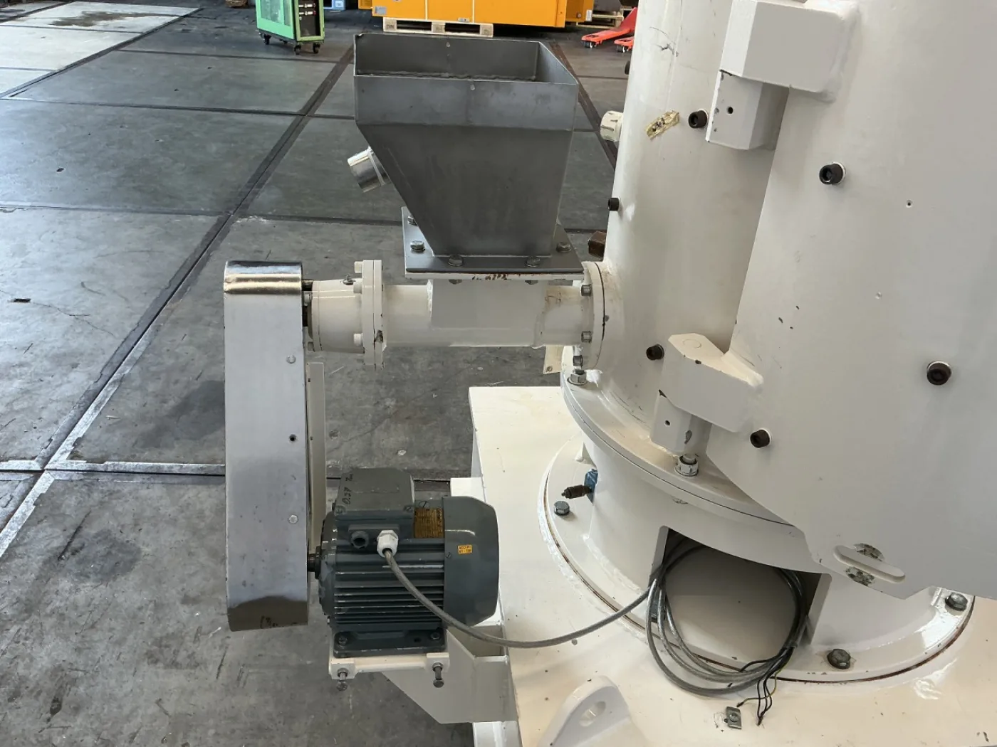 Jackering "Ultra-Rotor type " - Fine Impact Mill - 2