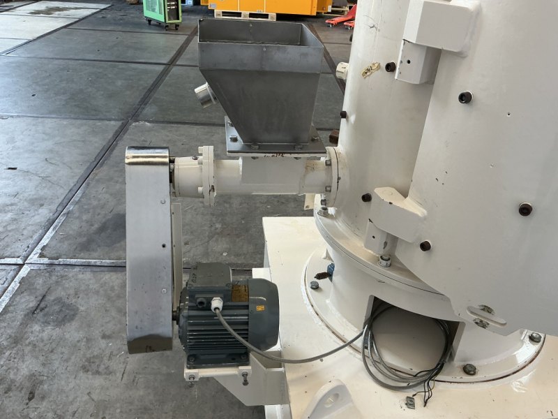 Jackering "Ultra-Rotor type " - Fine Impact Mill