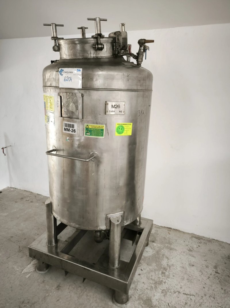 USED STAINLESS STEEL TANK 500 LITERS
