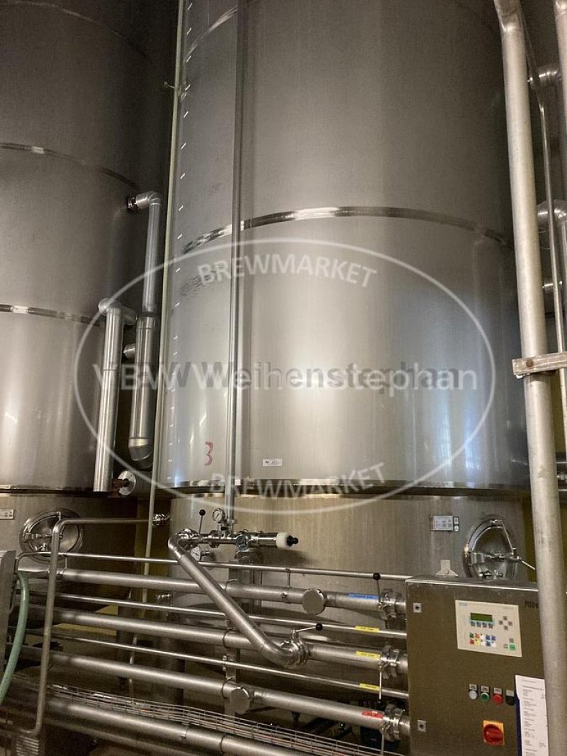 Mixing tank system (with 3 tanks)