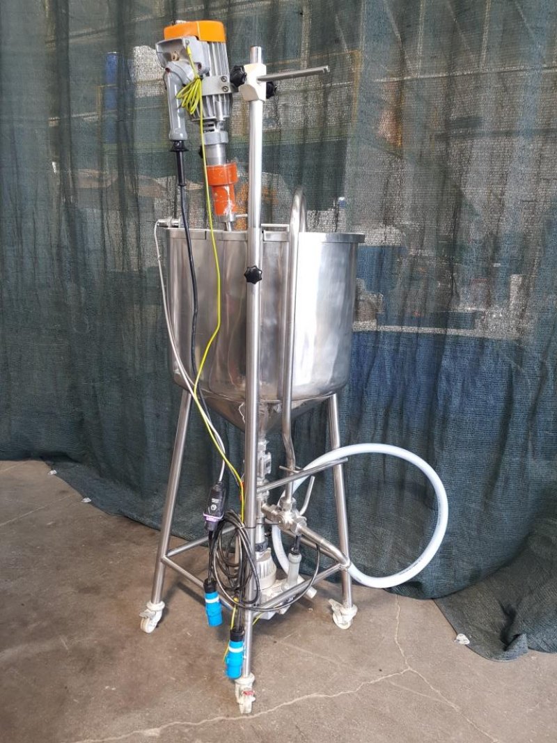 DISSOLUTORE CON POMPA DI RILANCIO – MOD. 150 L