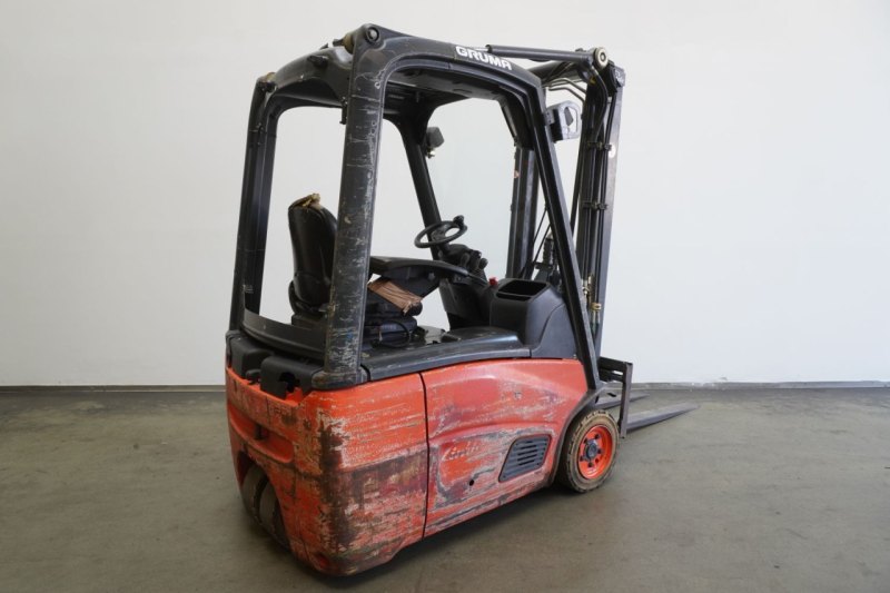 Frontstapler Linde E 14 386 (2009)