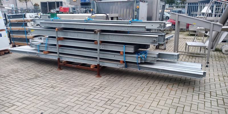 IPE beams and columns