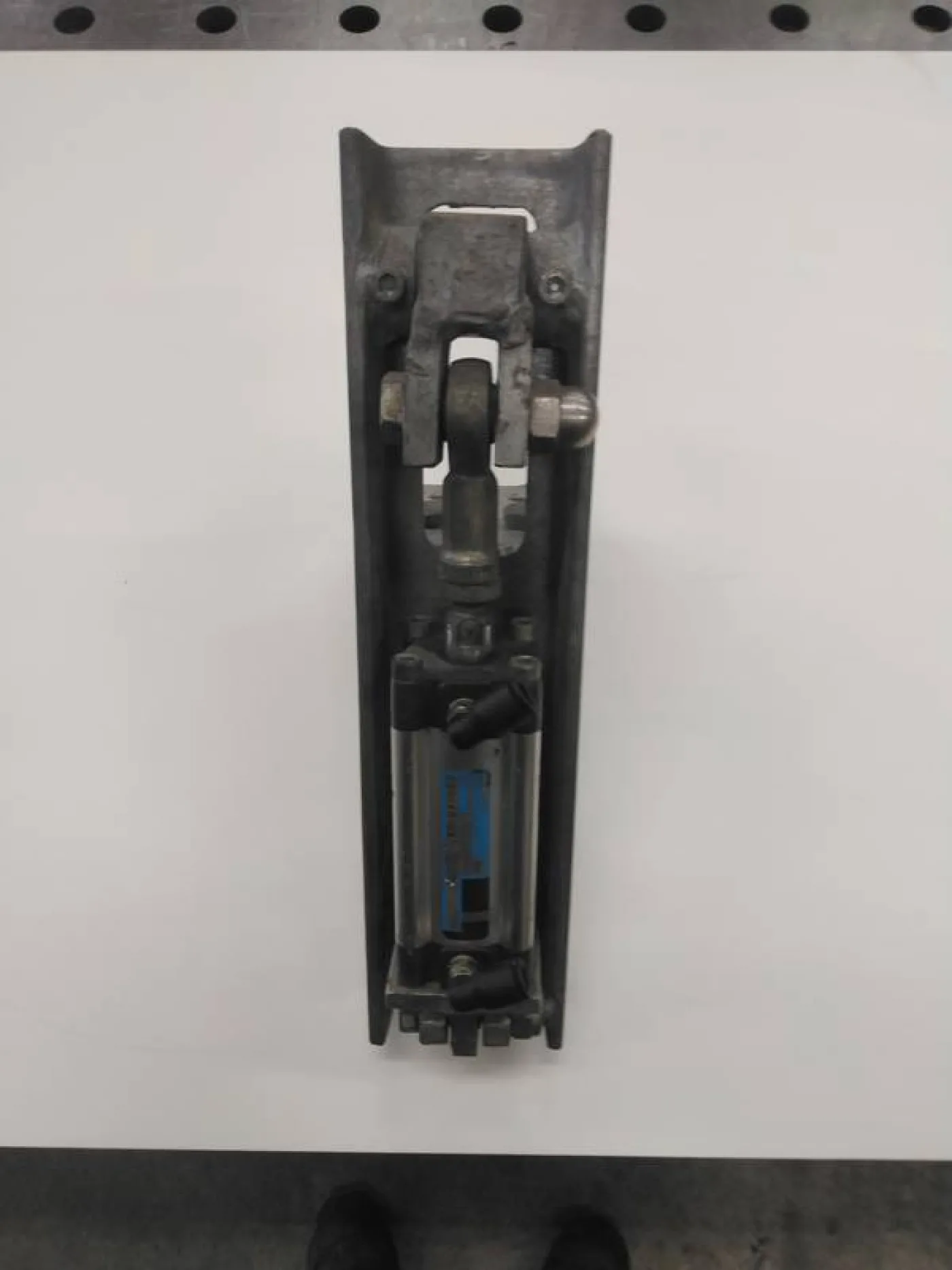 Tube rail stop pneumatic - 2