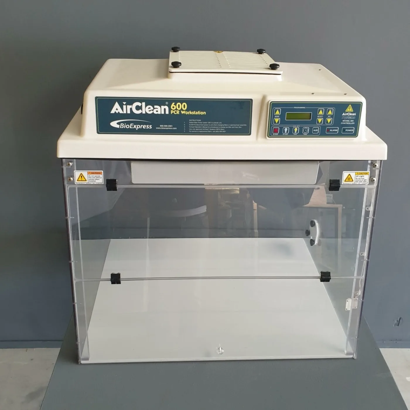 1303 - Used PCR Workstation AirClean Systems - 1