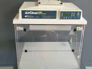 1303 - Used PCR Workstation AirClean Systems