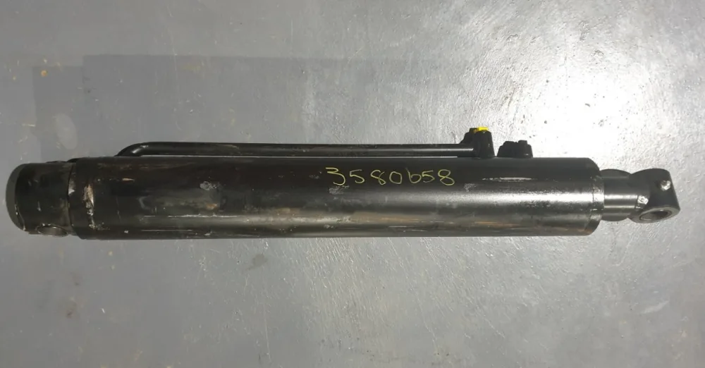 Spearhead Dipper Ram - 3580658