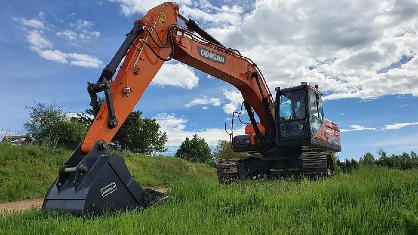 Doosan DX225 LC Kettenbagger - 3