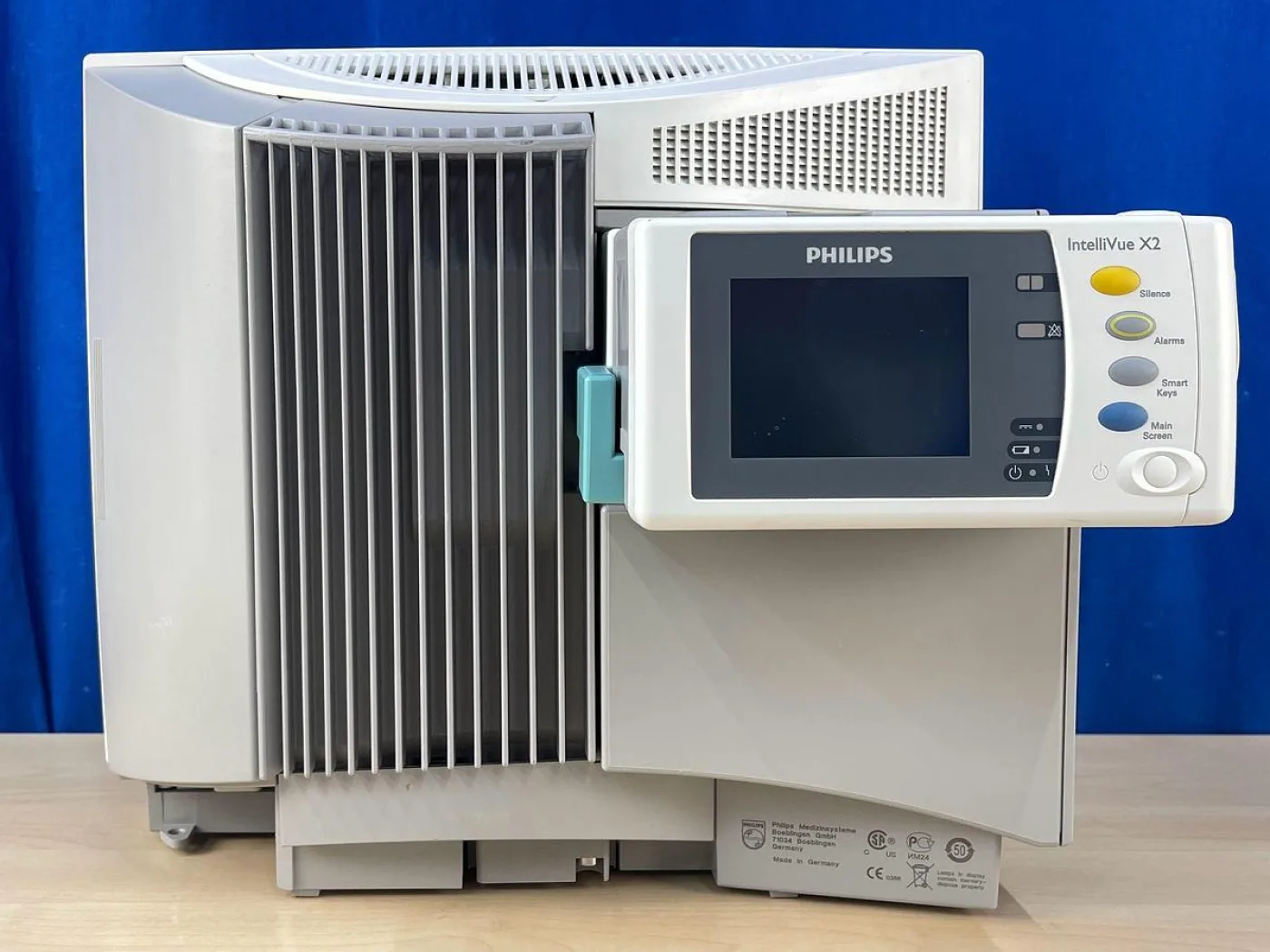 Philips MP-70 Patient Monitor, YOM: 2010. - 7