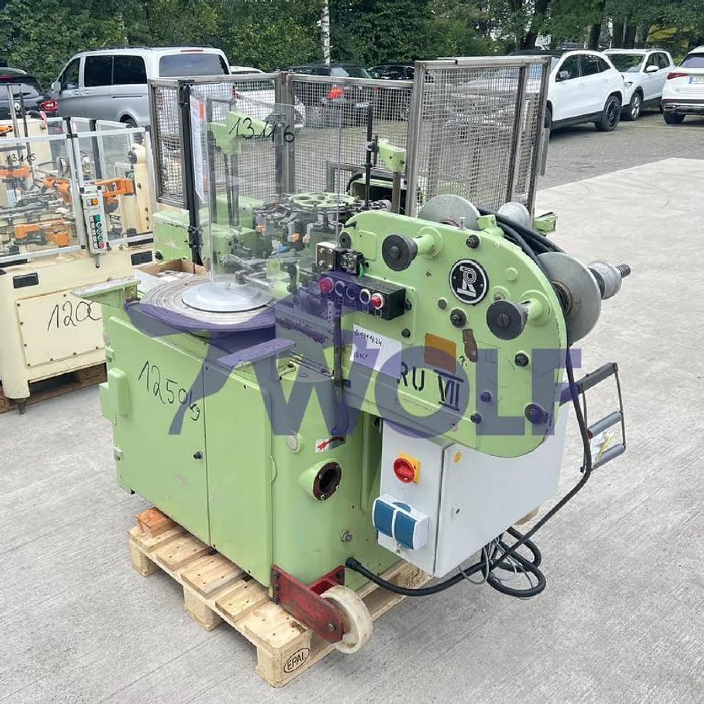 Stannioliermaschine RASCH - Type RU-D für Doppeldreheinschlag eingerichtet. - 1