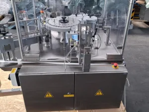 Inova Pharma Systems ESK321 Etikettier- und Rundtaktsystem
