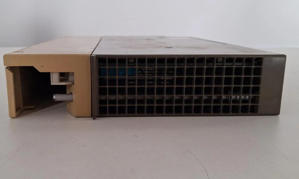 Siemens SIMATIC S5 6ES5 458-7LB11 Digital Output Module