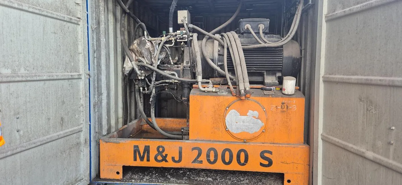 2008 M&J 2000 S Static Slow-speed Shredder - 1