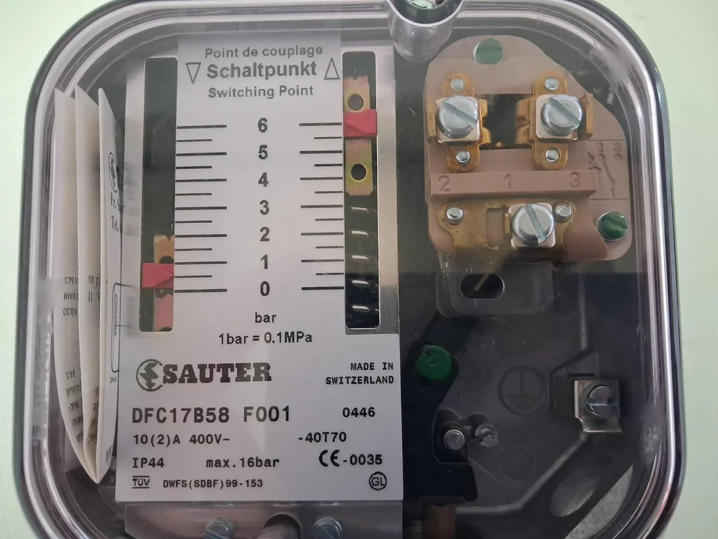 Sauter DFC17B58 F001 Druckschalter - 4