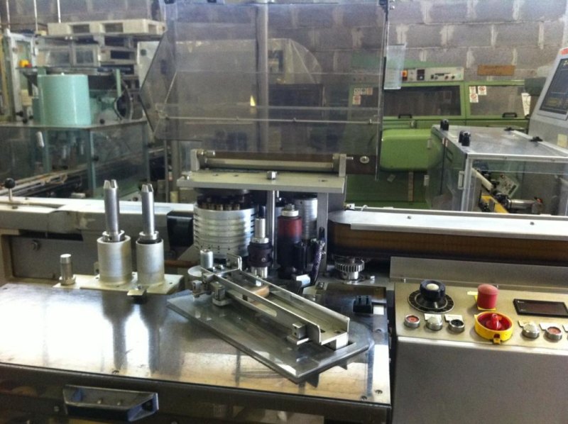 ETICHETTATRICE A COLLA – BAUSCH STROBEL – TYPE EKF 1012