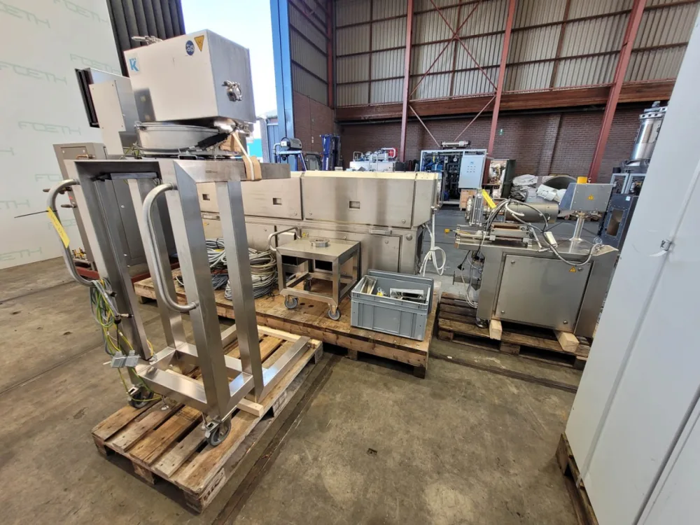 Leistritz ZSE 27 HP-PH-40D - Double screw extruder