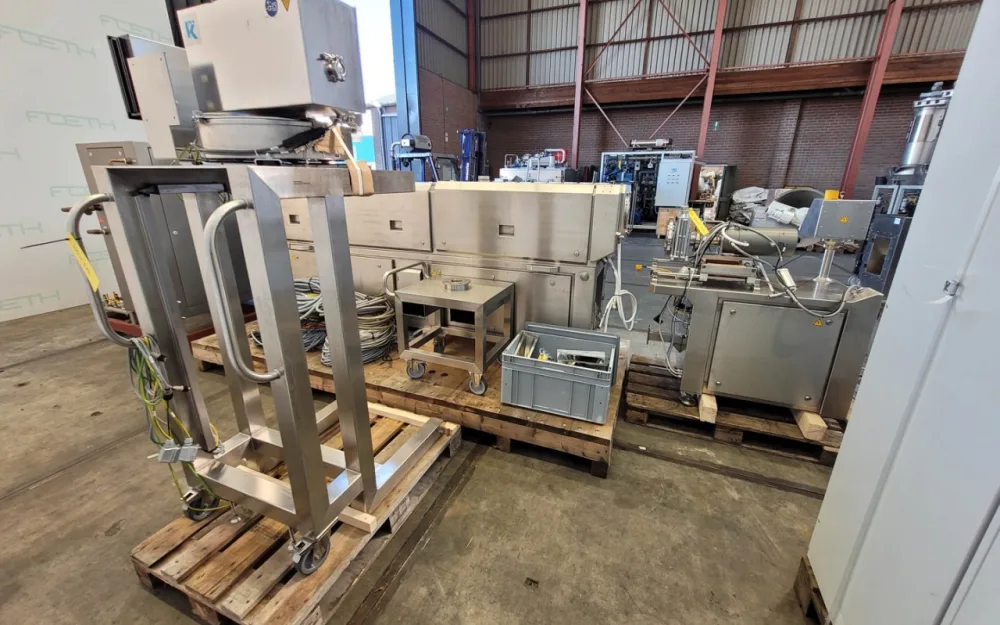 Leistritz ZSE 27 HP-PH-40D - Double screw extruder