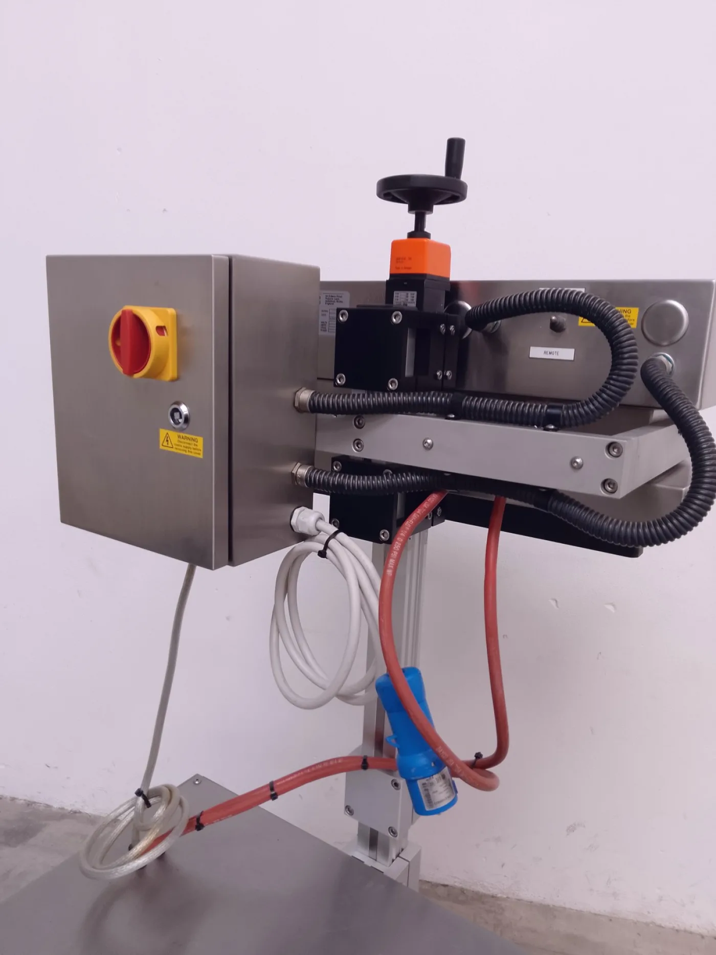 TERMOSALDATRICE SIGILLATRICE AD INDUZIONE – ENERCON – MOD. WRU 3/3 - 7