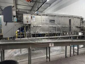 Crate washer