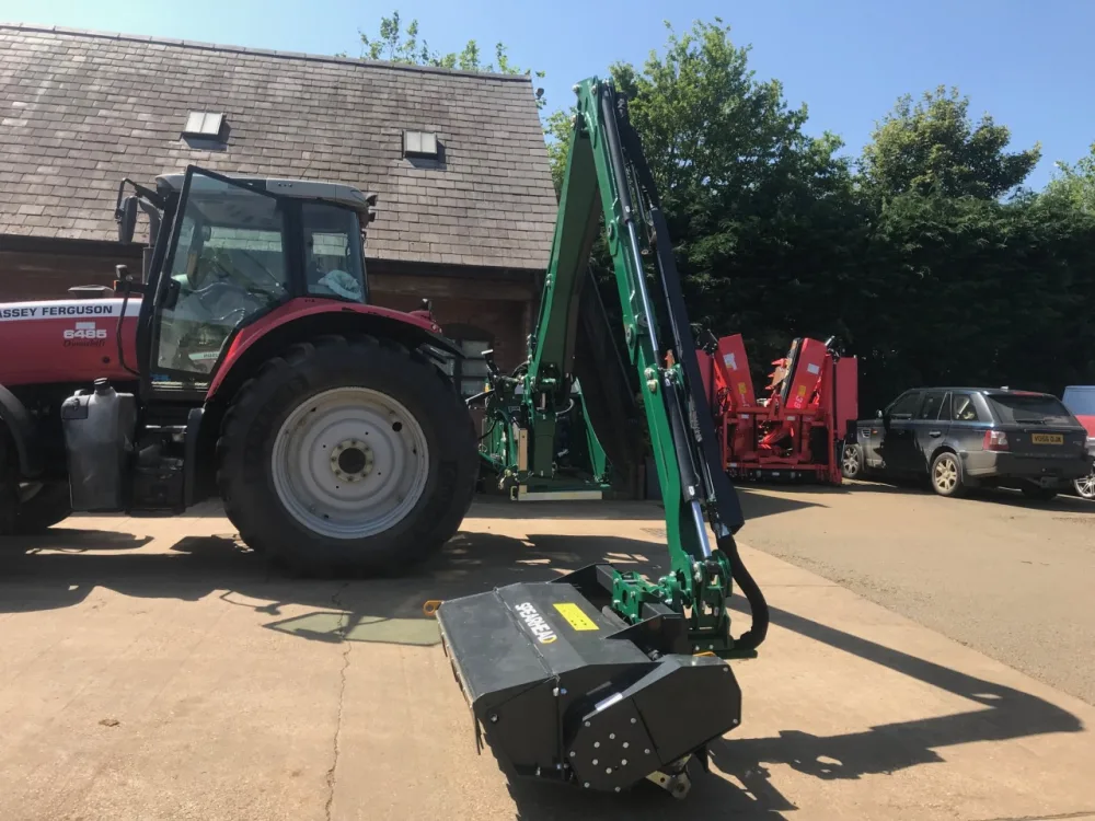 Spearhead T70 Twiga Mid Hedge cutter