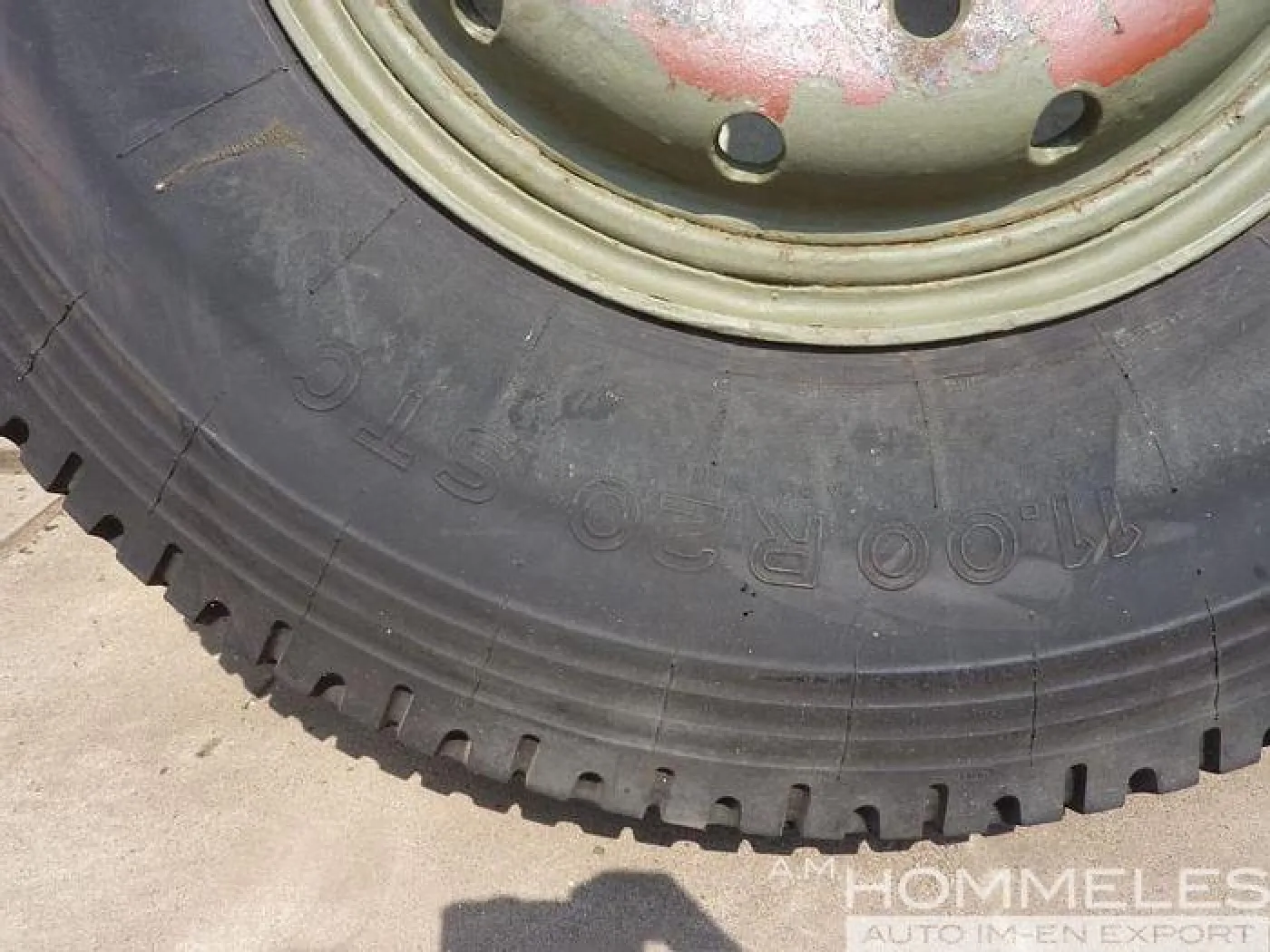 11.00r20 tire - 5