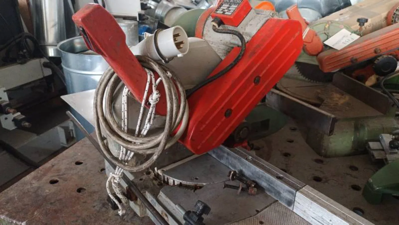 TRONCATRICE MEC 300 ST - 3