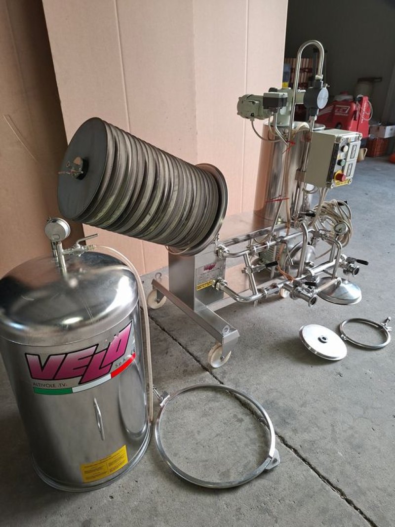 KIESELGUR FILTER VELO FIRM IN STAINLESS STEEL, 3MQ OF FILTERING SURFACE, SECOND-HAND MACHINE