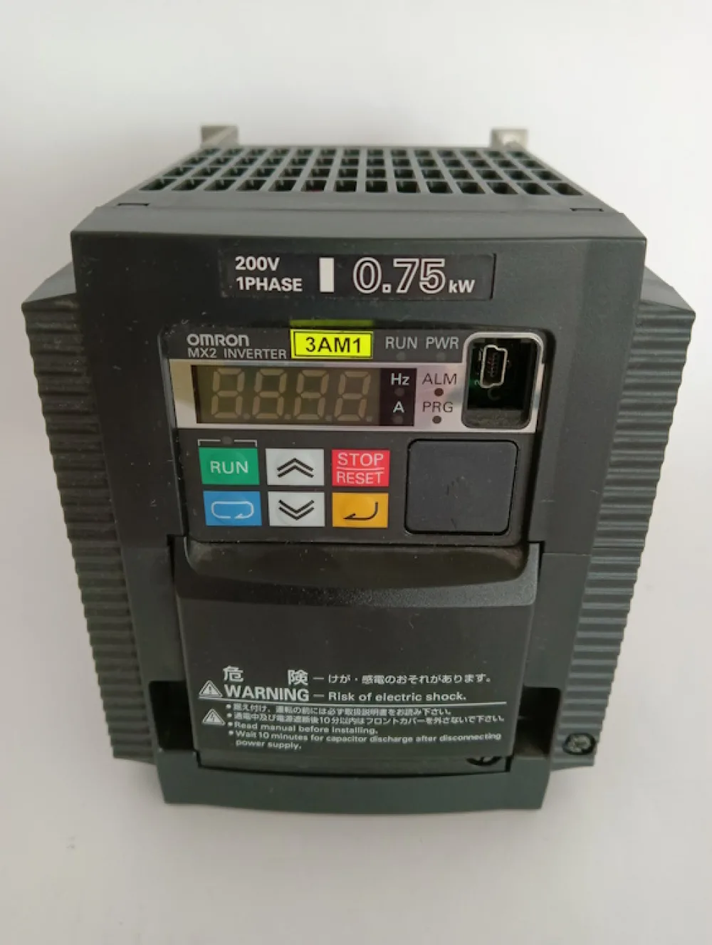 Omron MX2-AB007-E Frequenzumrichter