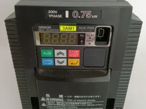 Omron MX2-AB007-E Frequenzumrichter