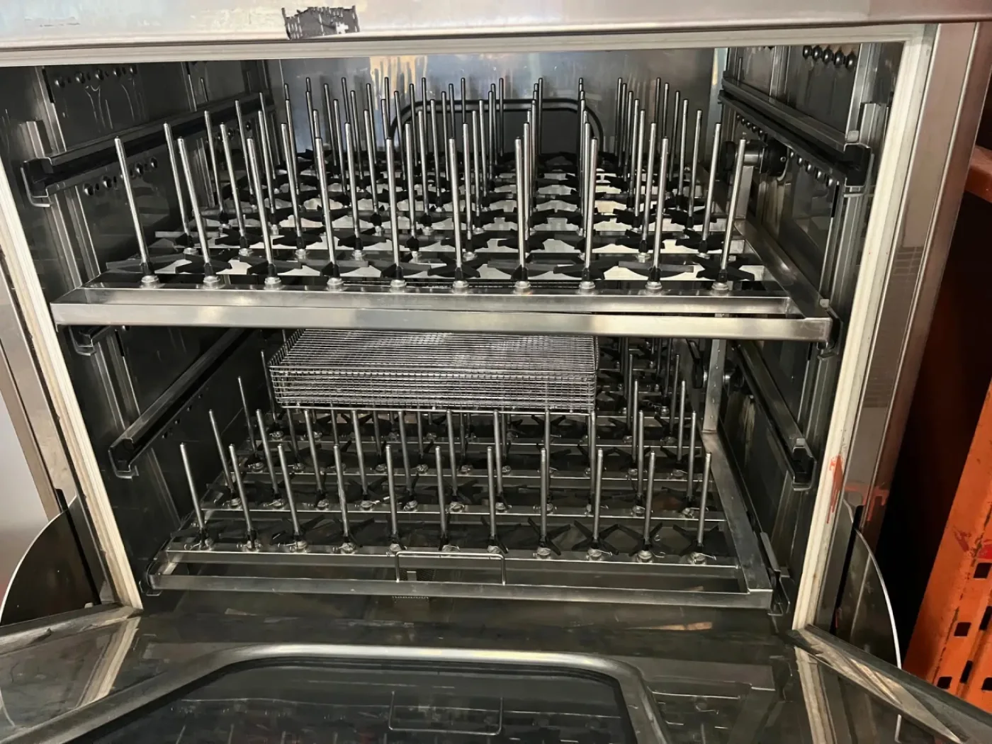Dekomed Deko D32 Washer / Disinfector - 1